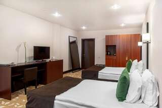 Отель  Garden Hotel & Spa  Чебоксары Улучшенный двухместный номер с 2 отдельными кроватями-2