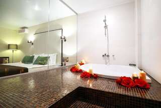 Отель  Garden Hotel & Spa  Чебоксары Роскошный люкс с террасой и ванной-2